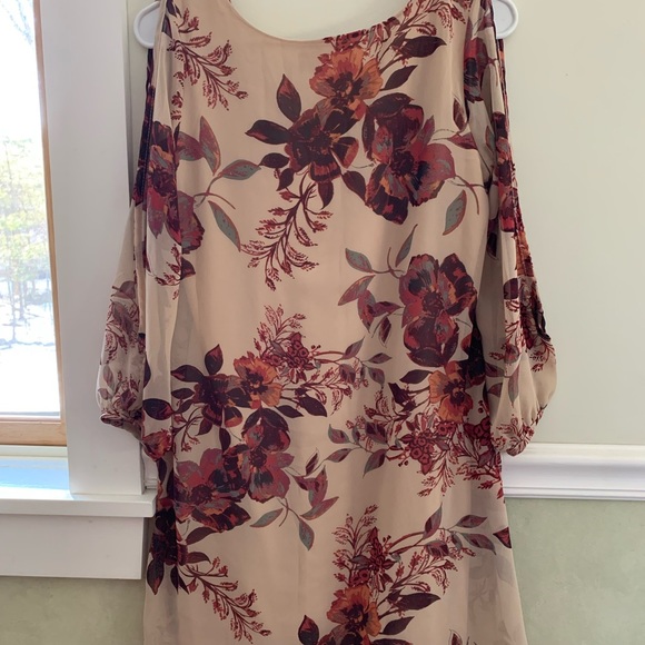 Womens dress size XS - Picture 2 of 3